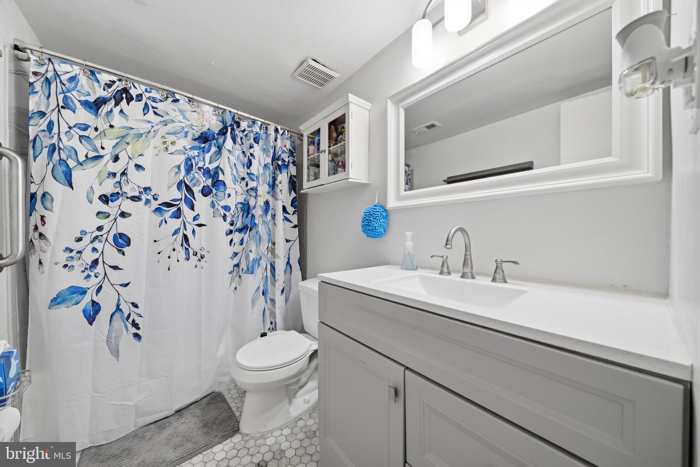 2105 Unit 15-103 Walsh View Ter #15 Property Photo 37