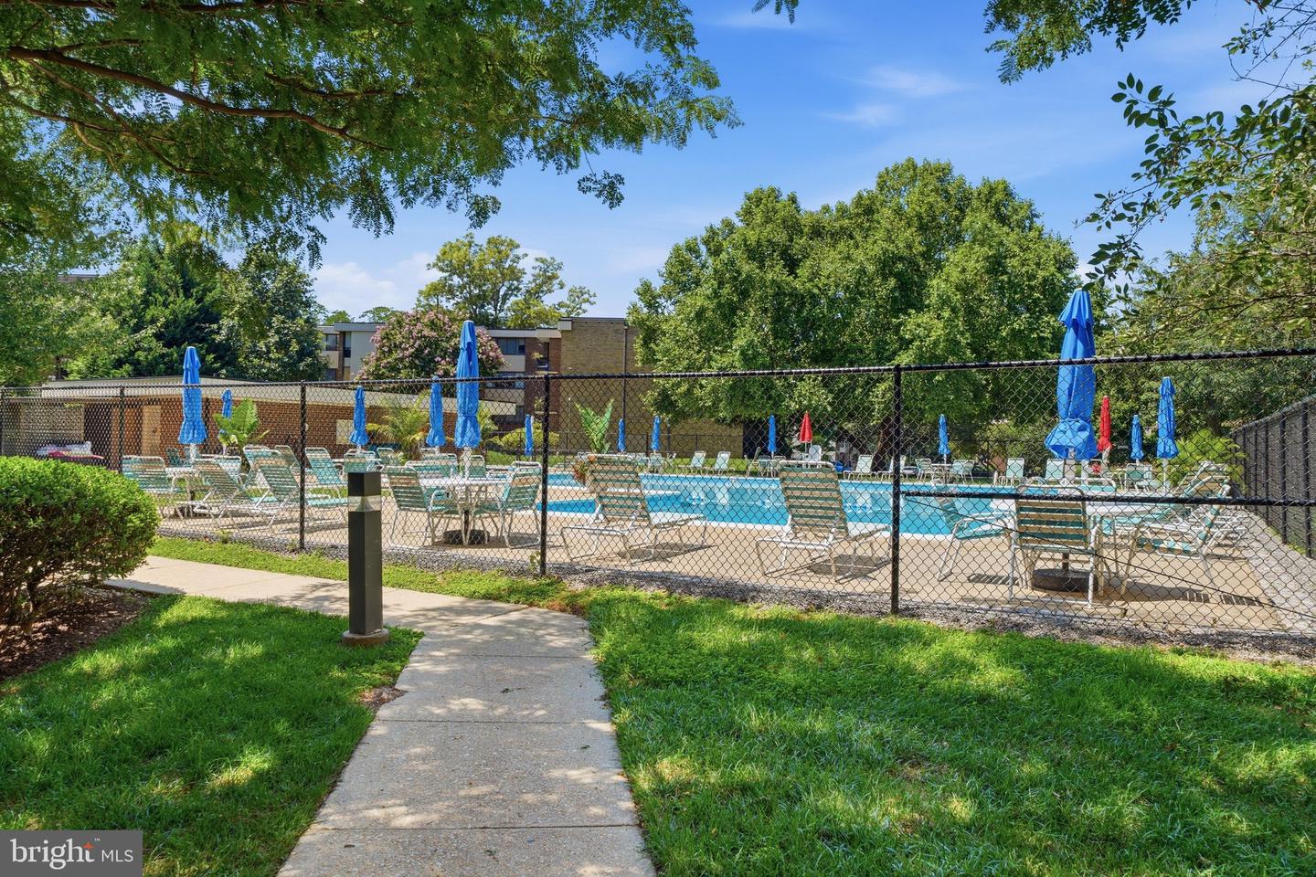 2105 Unit 15-103 Walsh View Ter #15 Property Photo 47