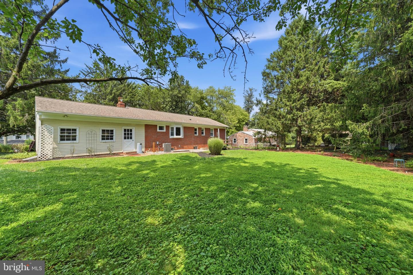 122 E Deer Park Dr Property Photo 39