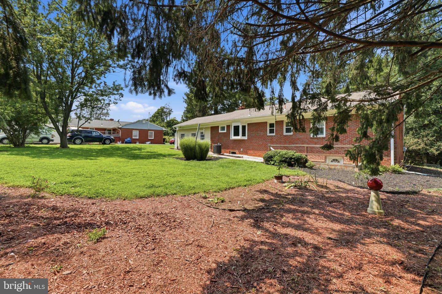 122 E Deer Park Dr Property Photo 40