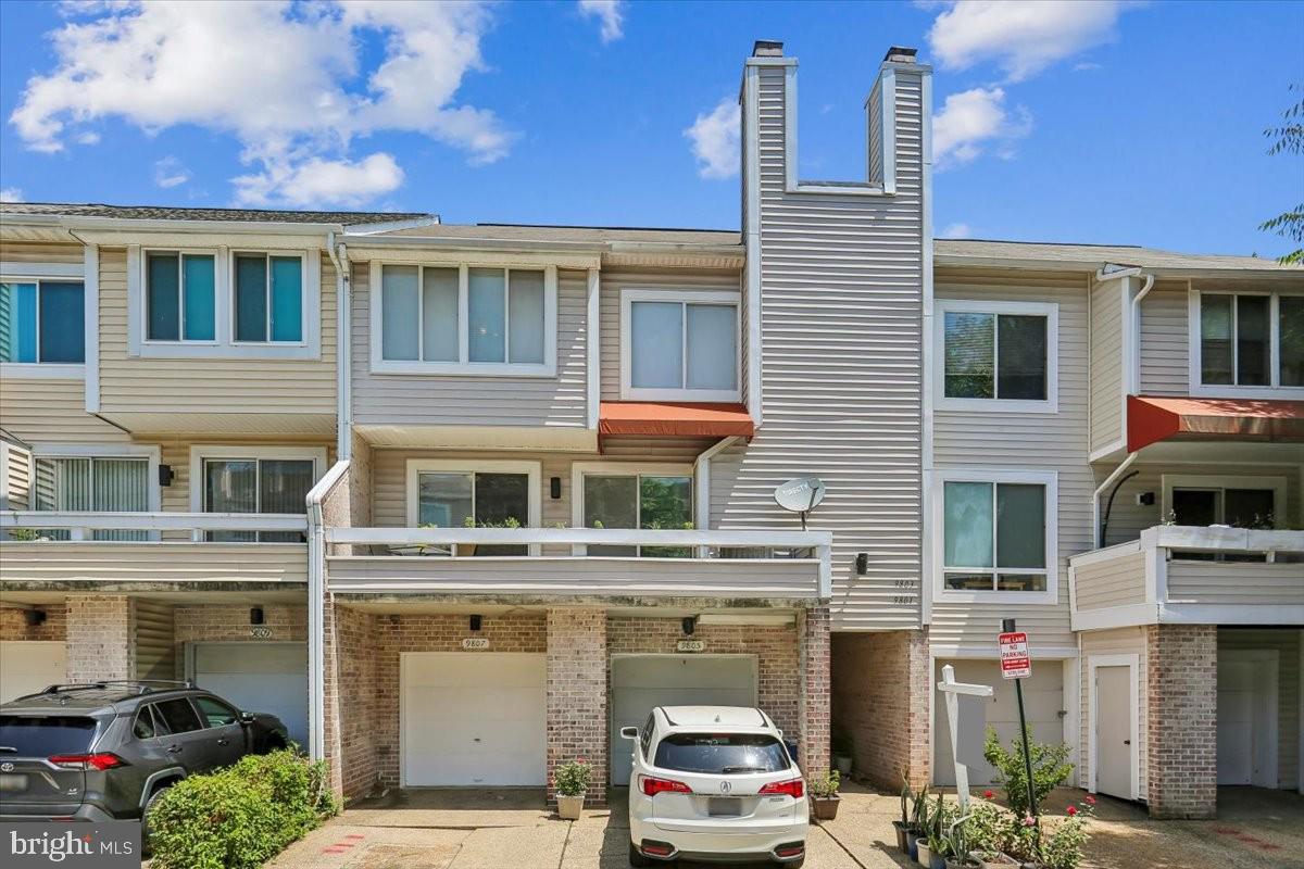 9807 Sailfish Ter Property Photo 1