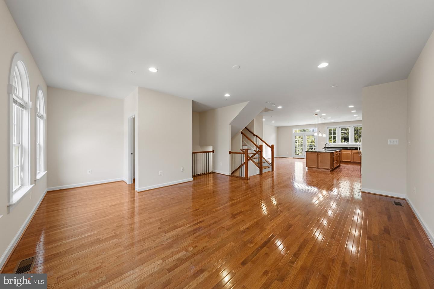 10123 Wootton Crest Way Property Photo 5