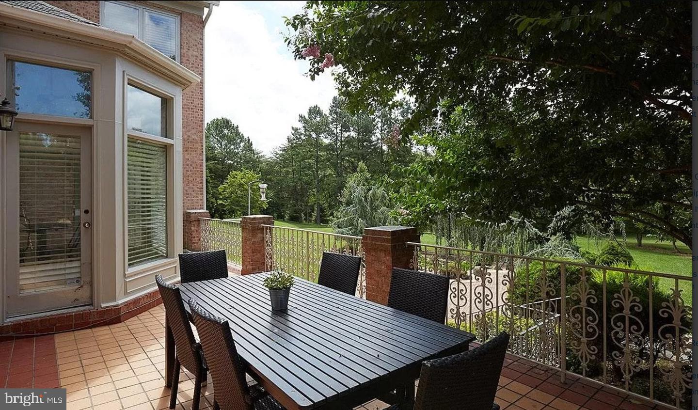 9 Alloway Ct Property Photo 9