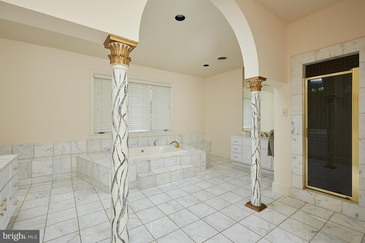 9 Alloway Ct Property Photo 26