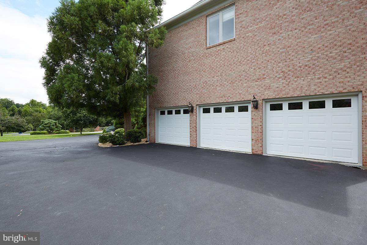 9 Alloway Ct Property Photo 33
