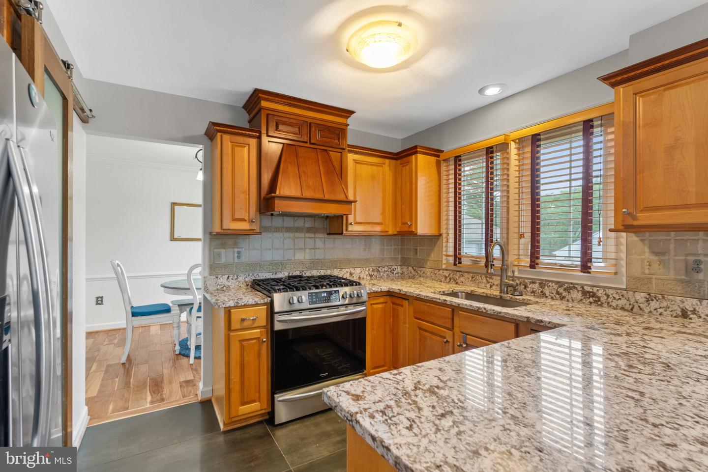 9 Red Granite Ct Property Photo 15