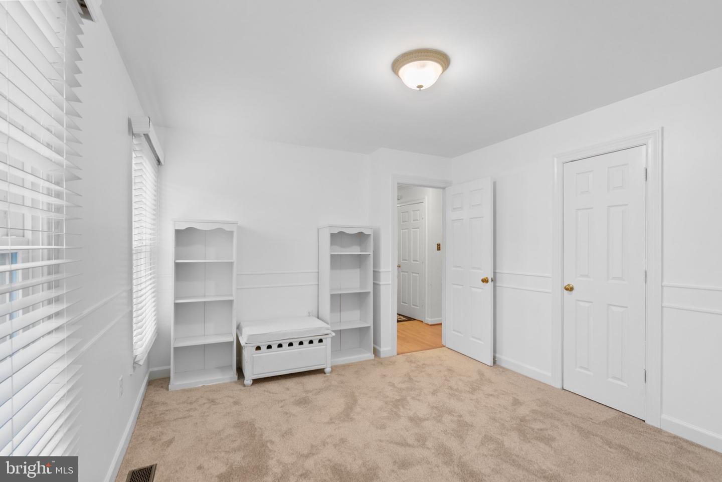 9 Red Granite Ct Property Photo 30