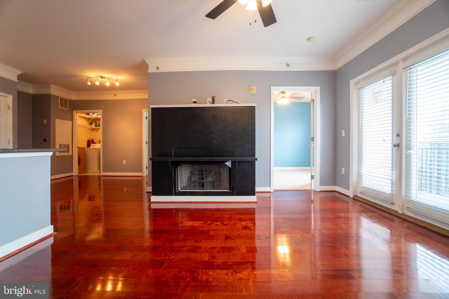501 Hungerford Dr #463 Property Photo 4