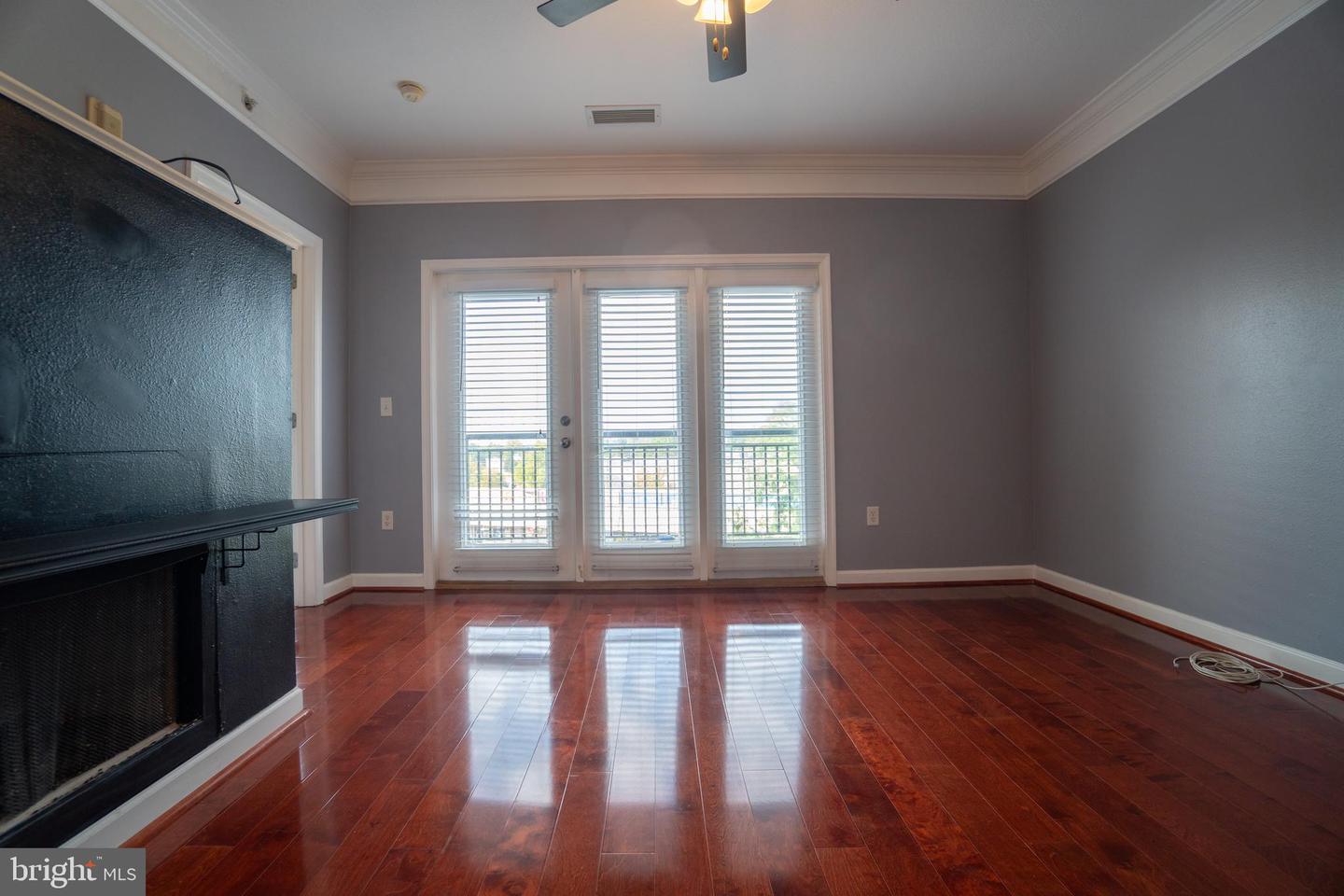 501 Hungerford Dr #463 Property Photo 5