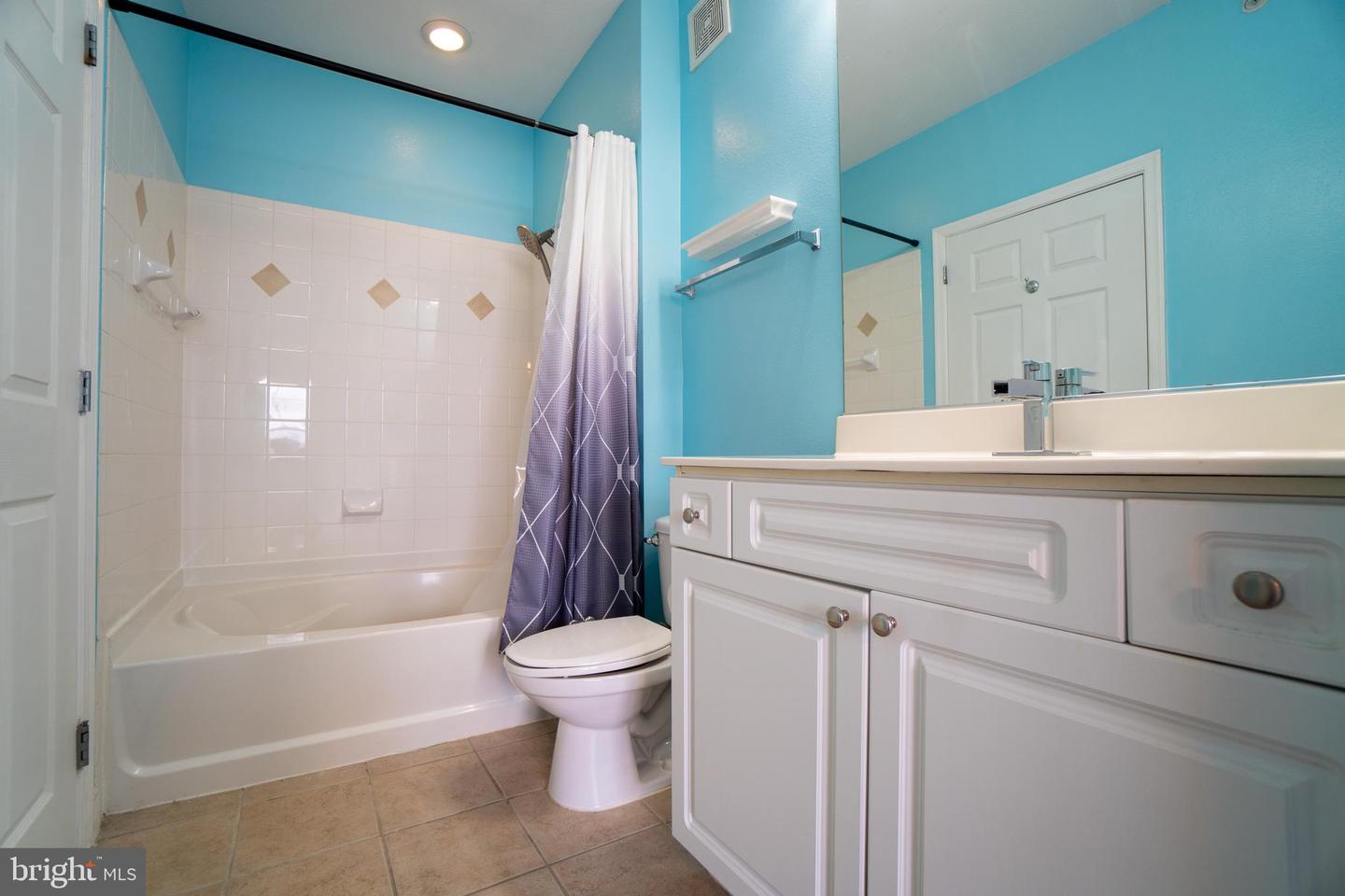 501 Hungerford Dr #463 Property Photo 9