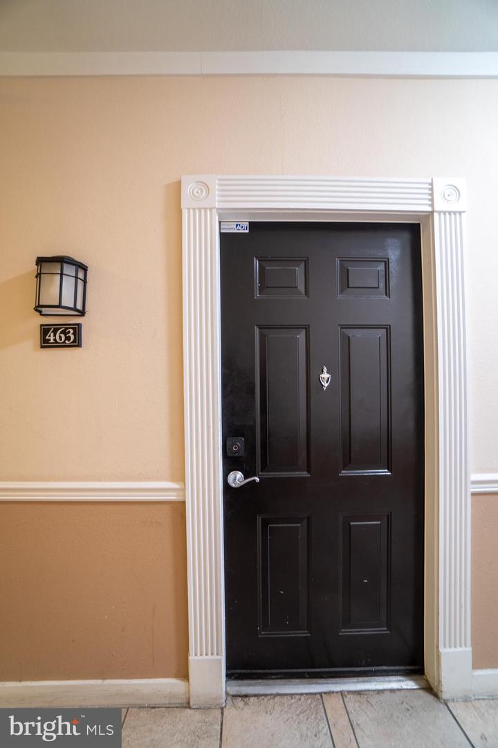 501 Hungerford Dr #463 Property Photo 16
