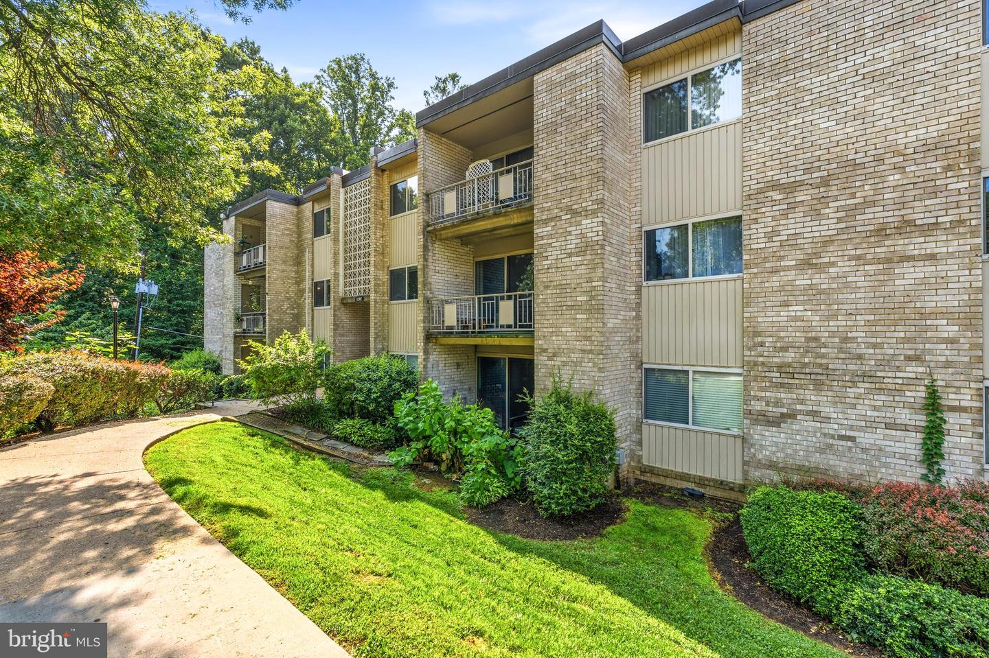 12307 Braxfield Ct #13 Property Photo 1