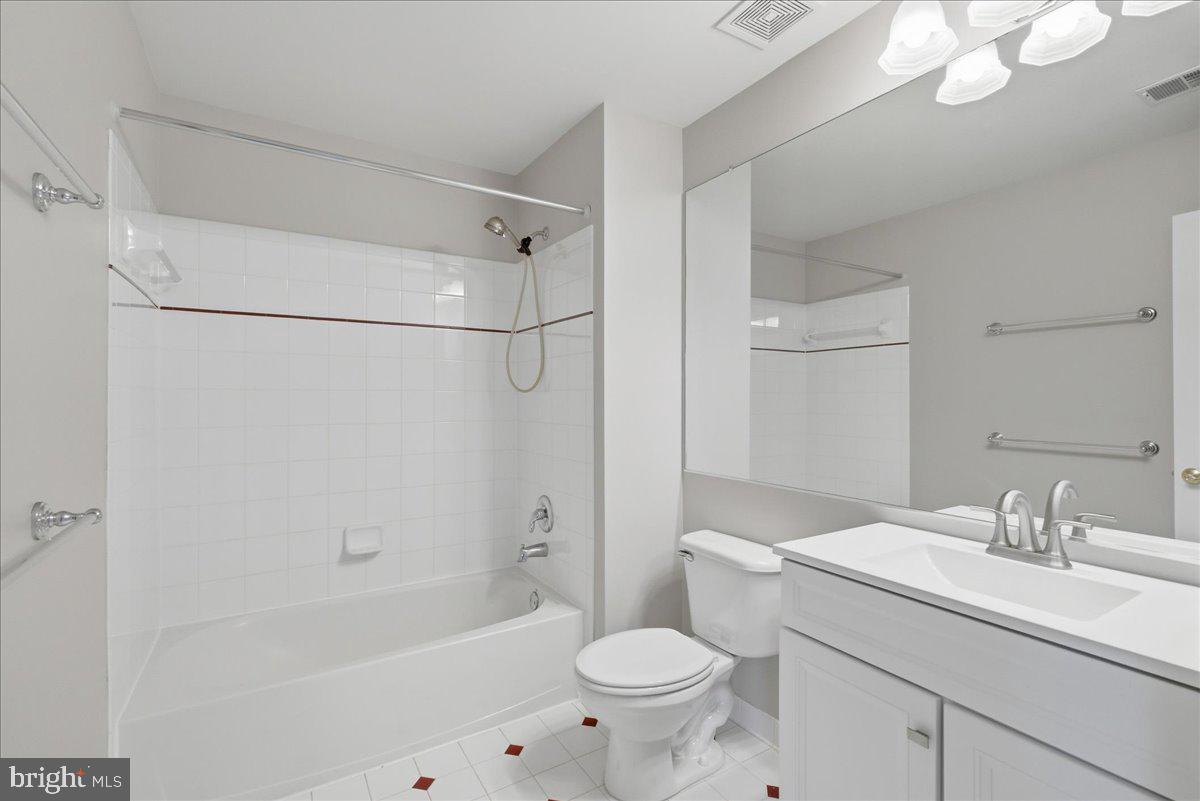 104 Prettyman Property Photo 35