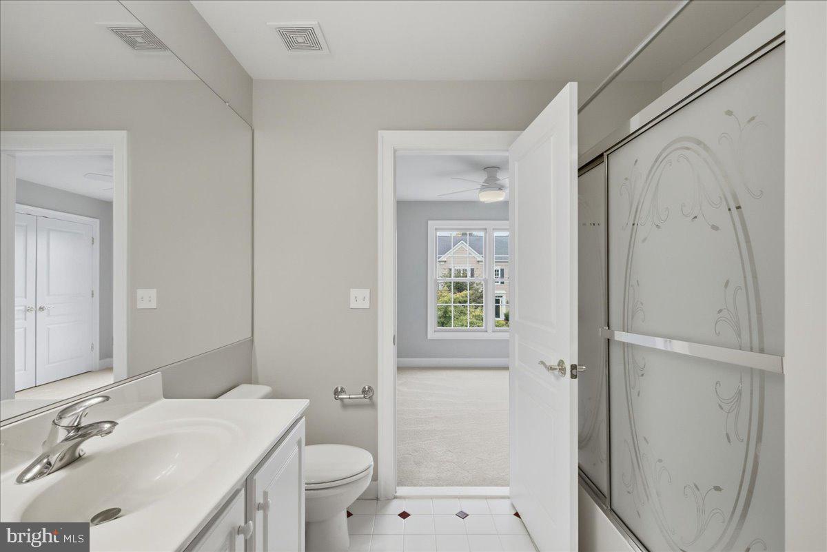 104 Prettyman Property Photo 39