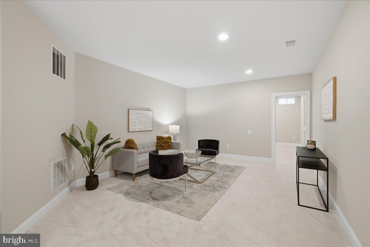 104 Prettyman Property Photo 44