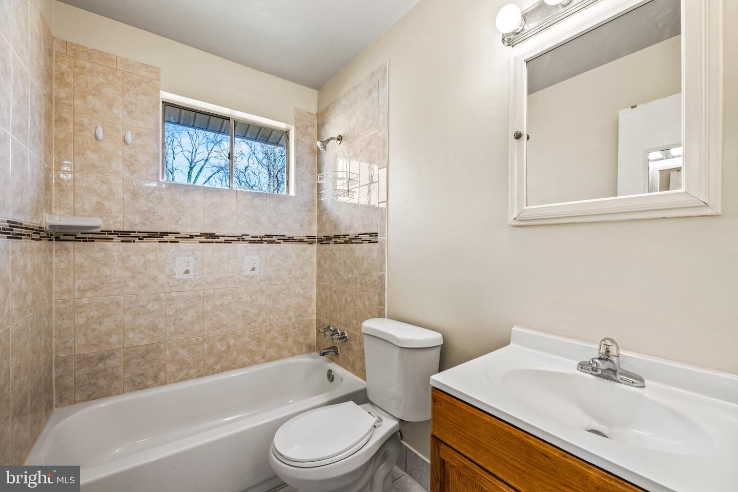 6201 Lone Oak Dr Property Photo 21