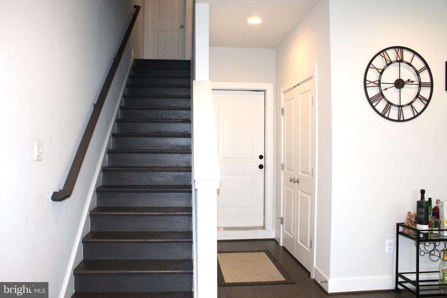 5040 Oakmoore Dr Property Photo 33