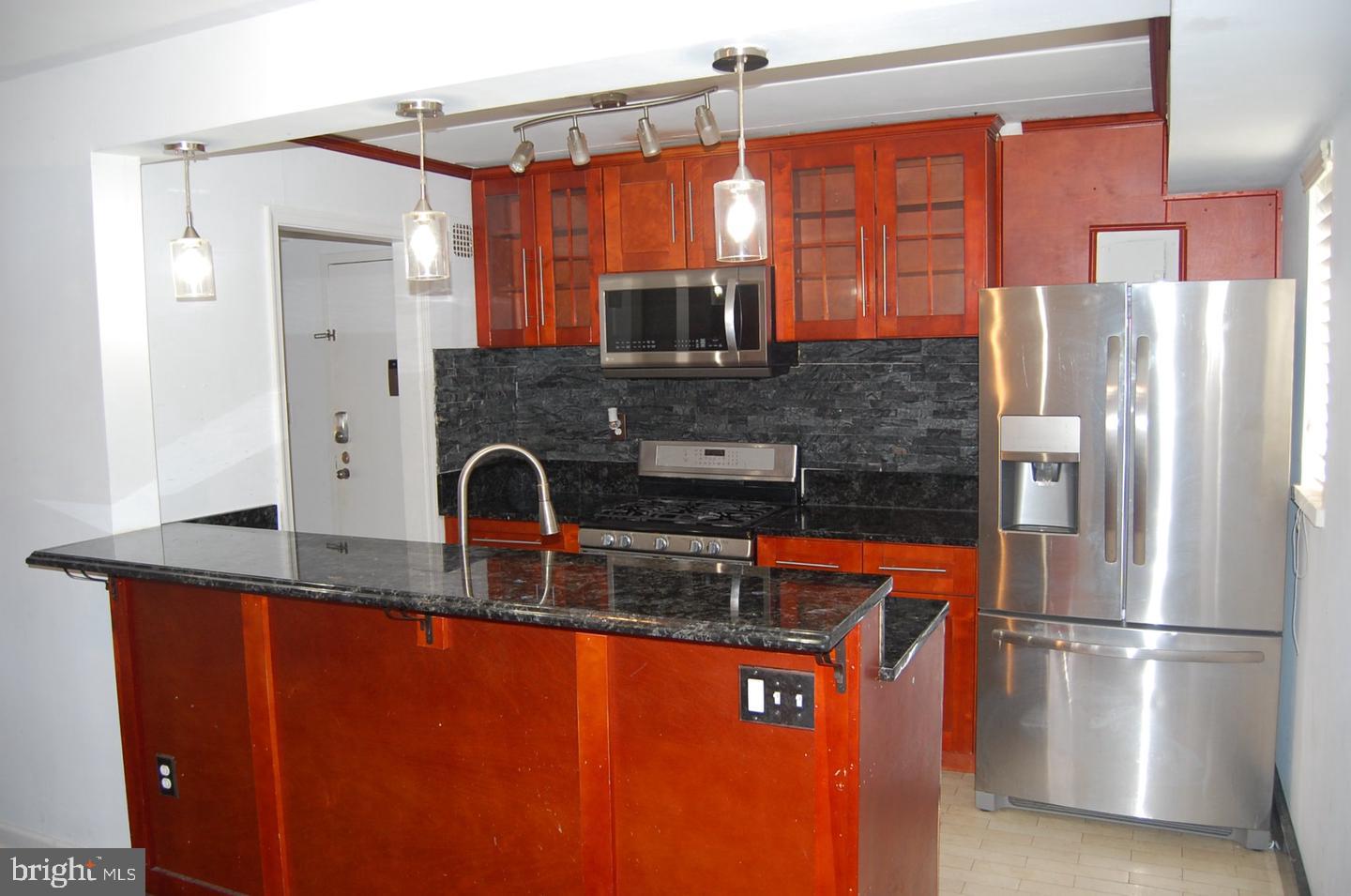 3346 Hewitt Ave #1-1-a Property Photo 2