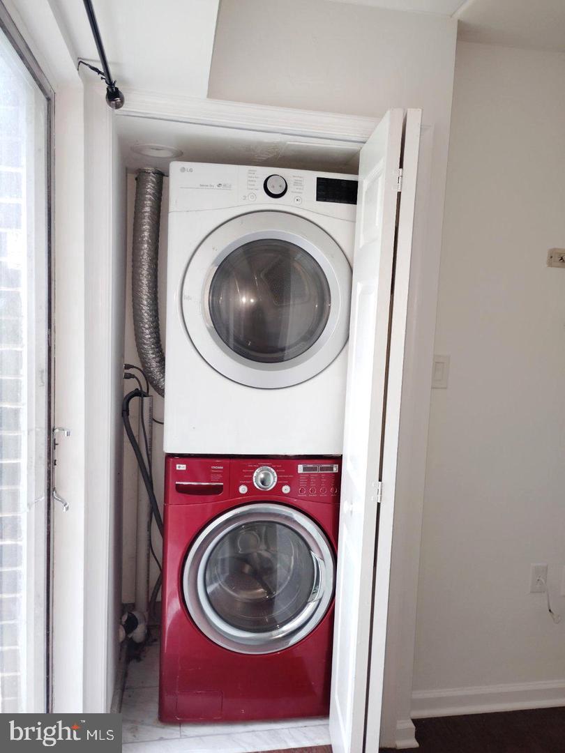 3346 Hewitt Ave #1-1-a Property Photo 9