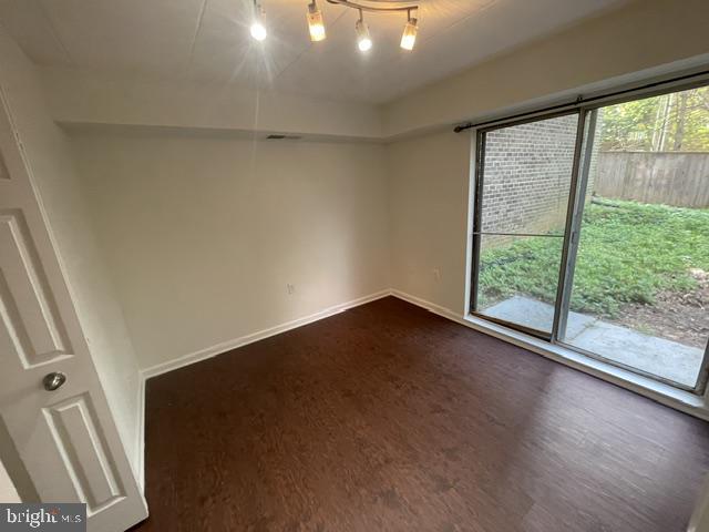 3346 Hewitt Ave #1-1-a Property Photo 13