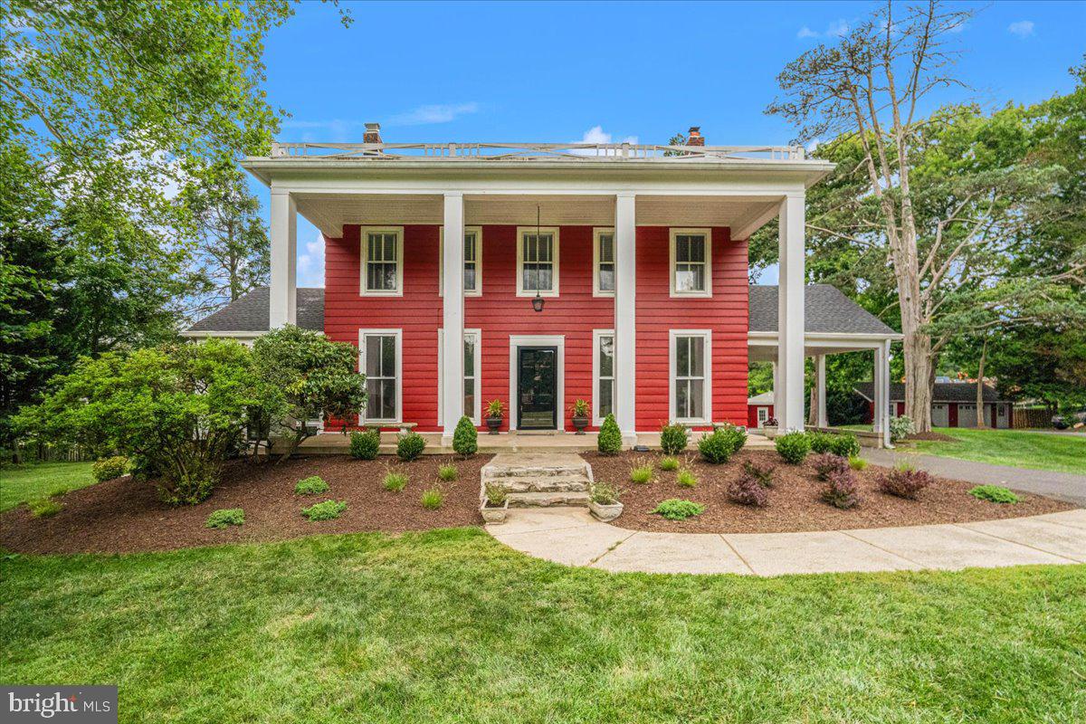 1401 Aintree Dr Property Photo 1