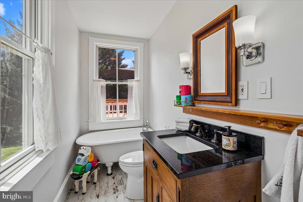1401 Aintree Dr Property Photo 13