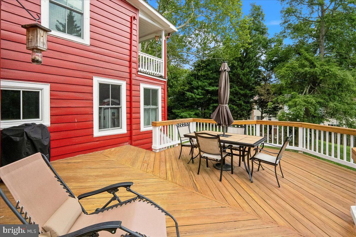 1401 Aintree Dr Property Photo 34
