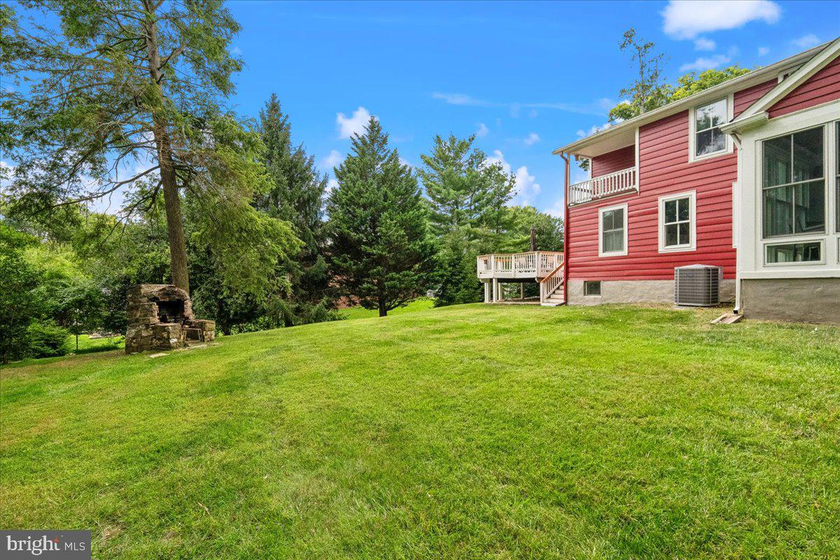 1401 Aintree Dr Property Photo 82