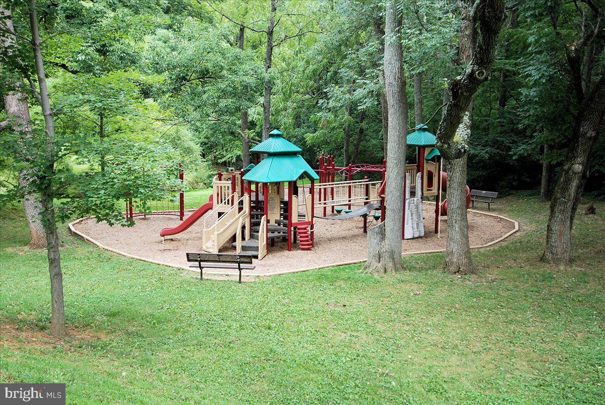 1401 Aintree Dr Property Photo 107