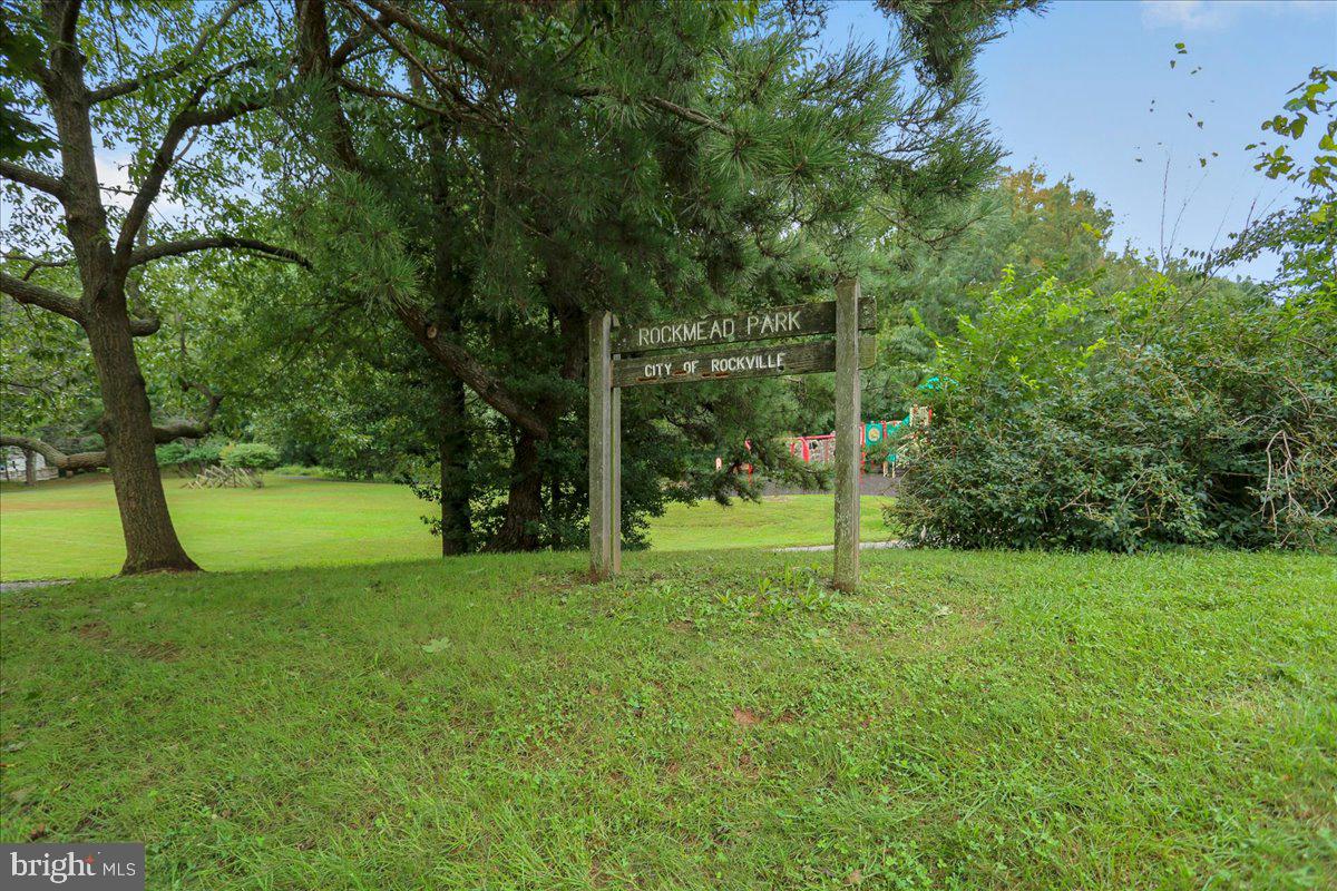 1401 Aintree Dr Property Photo 113