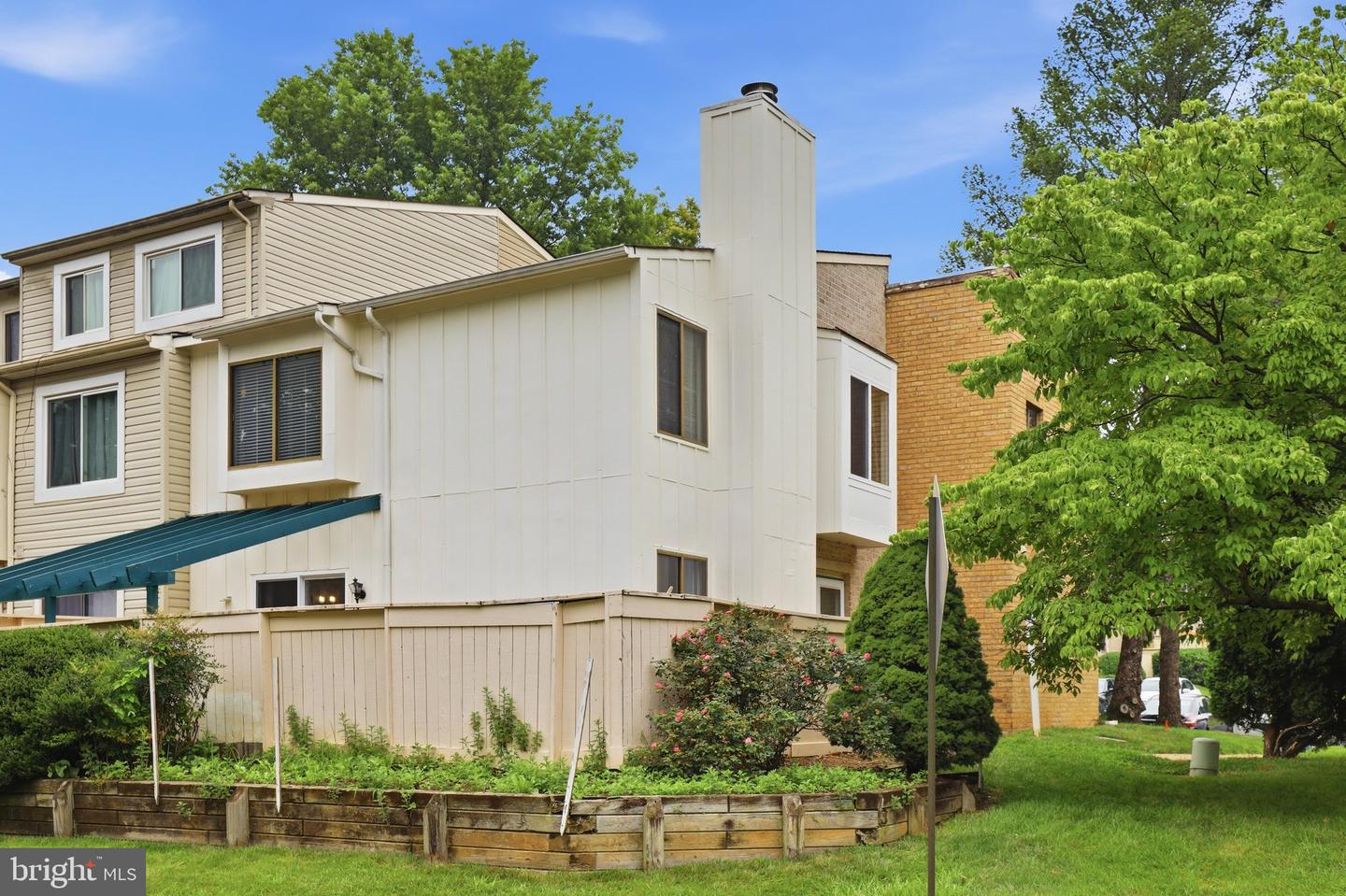 2 Grazing Ct Property Photo 1
