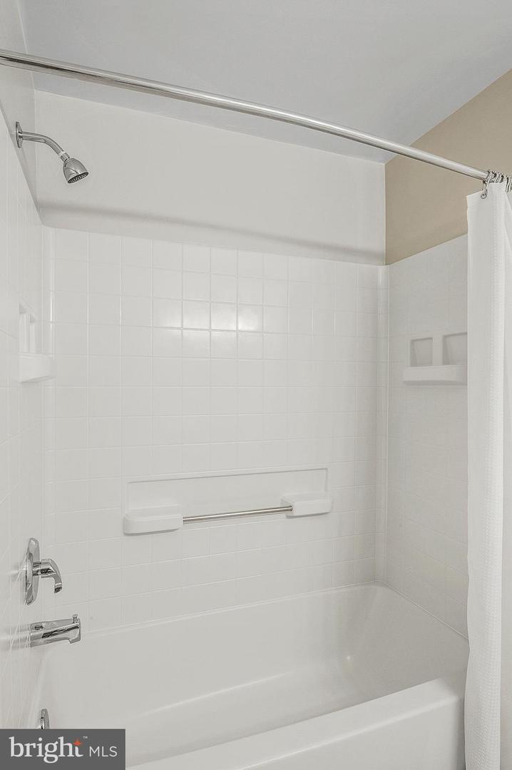 3200 N Leisure World Blvd #111 Property Photo 29