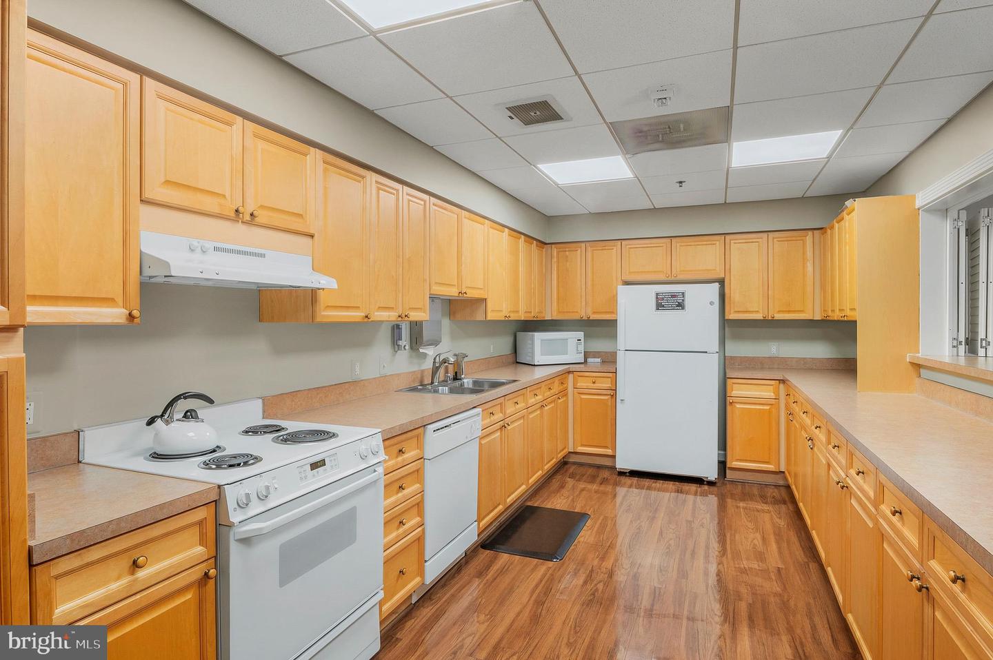 3200 N Leisure World Blvd #111 Property Photo 37