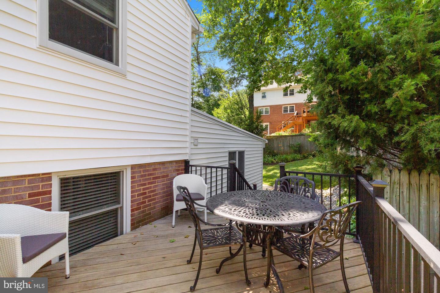 9504 Wadsworth Dr Property Photo 17