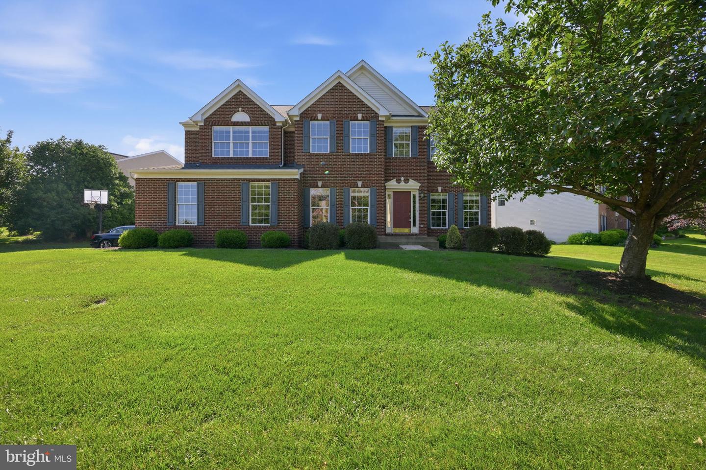 14414 Kings Crossing Blvd Property Photo 1