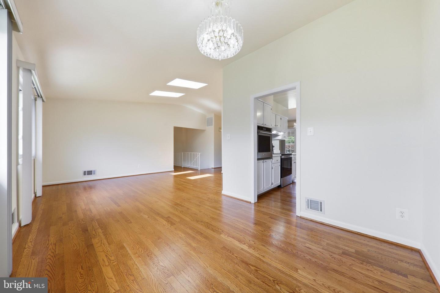 11601 Gowrie Ct Property Photo 9