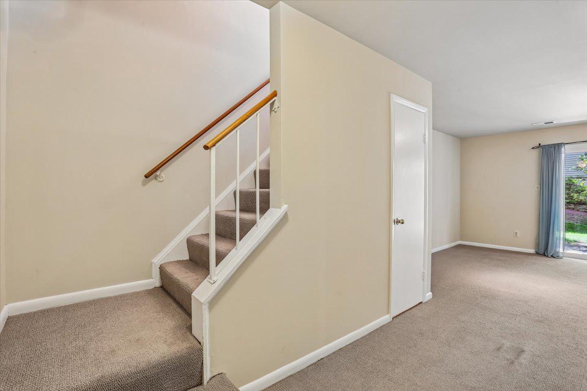 20016 Lake Park Dr #122 Property Photo 42