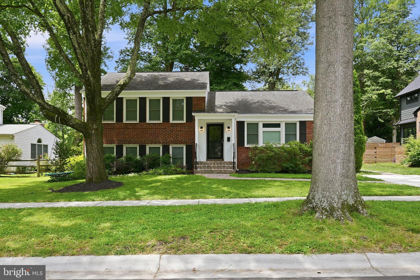630 Blossom Dr Property Photo 1
