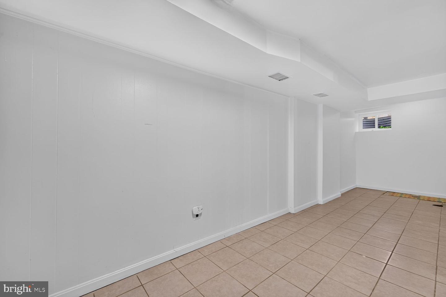 220 Thistle Dr Property Photo 22