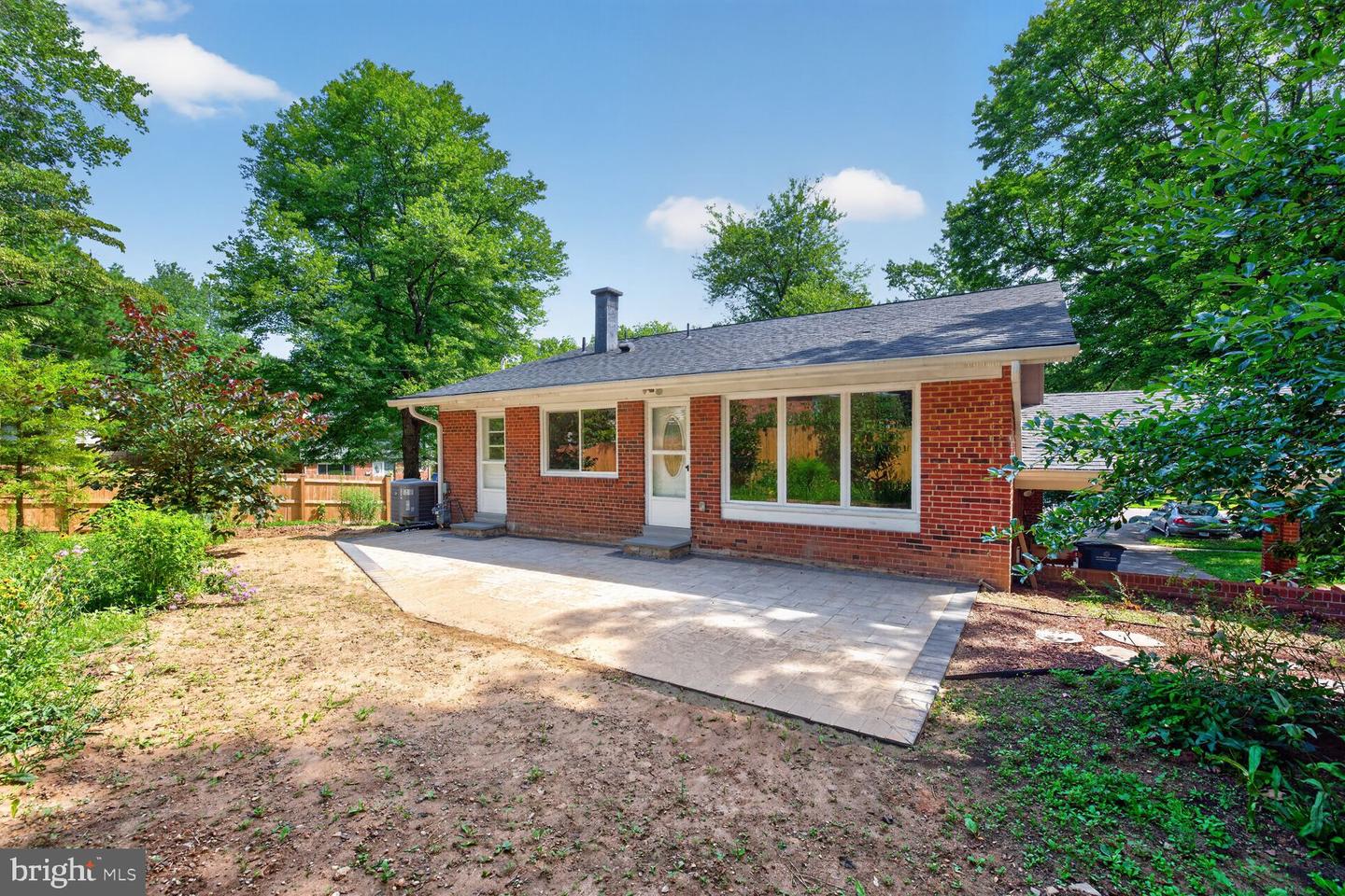 220 Thistle Dr Property Photo 28