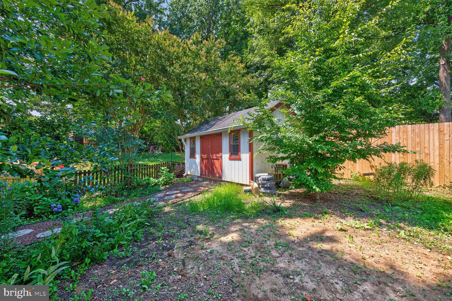 220 Thistle Dr Property Photo 30
