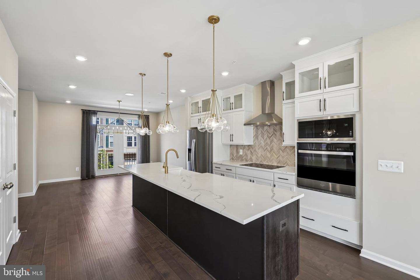 26401 Sir Jamie Ter Property Photo 16