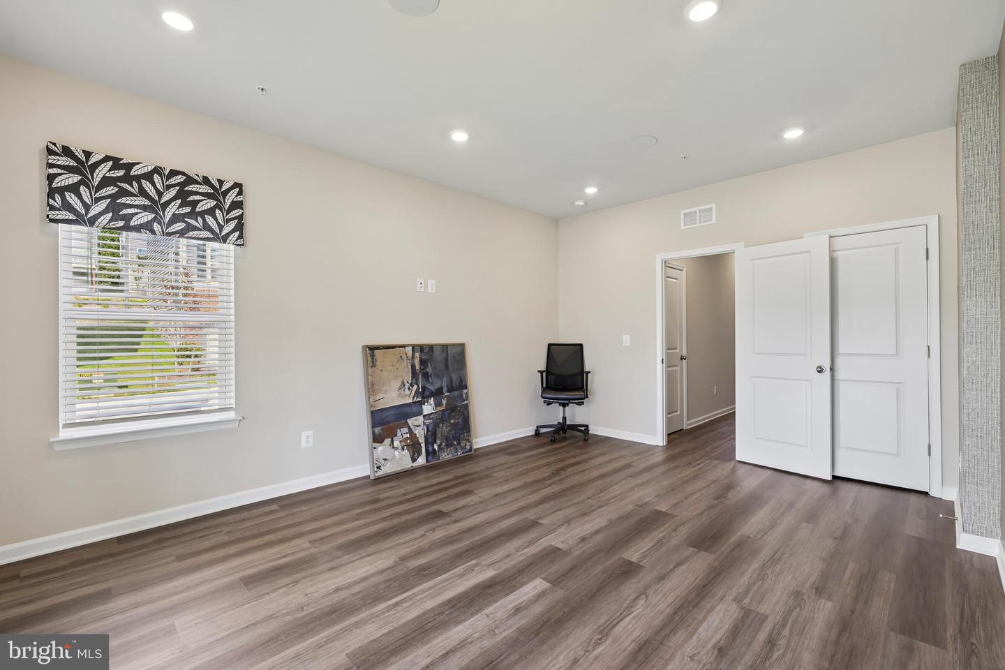 26401 Sir Jamie Ter Property Photo 37