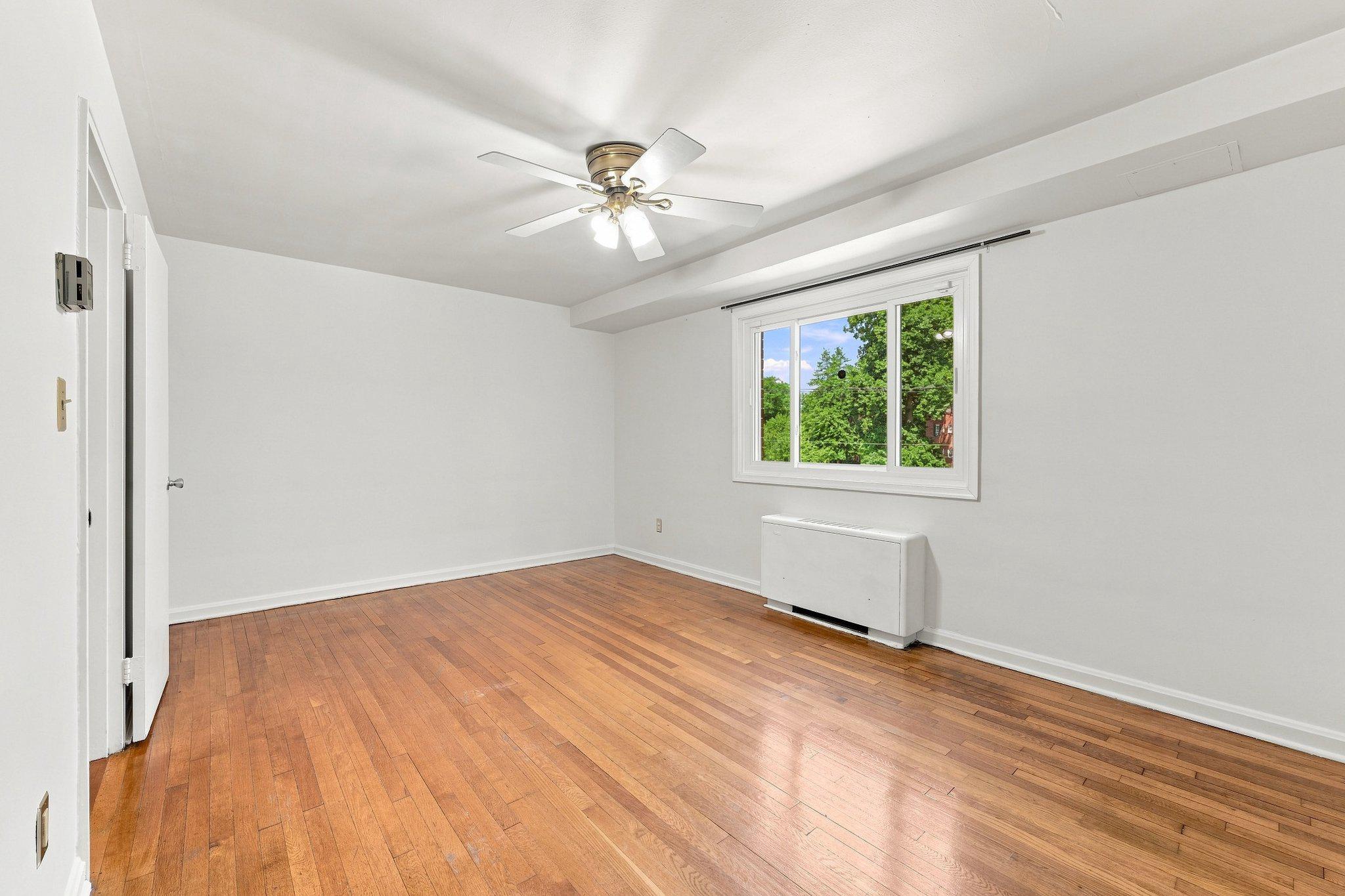 95 E Wayne Ave #212 Property Photo 17