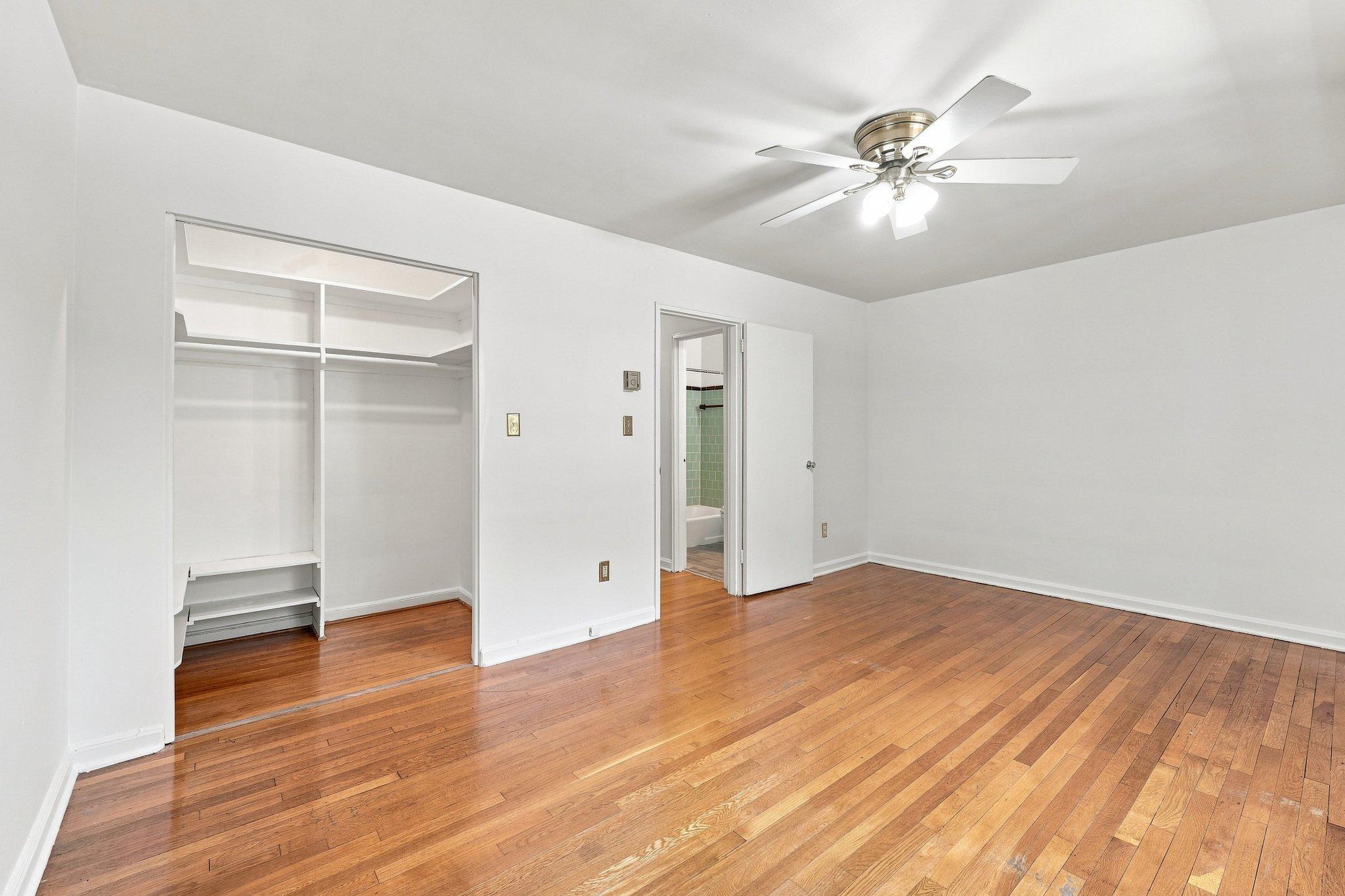 95 E Wayne Ave #212 Property Photo 20
