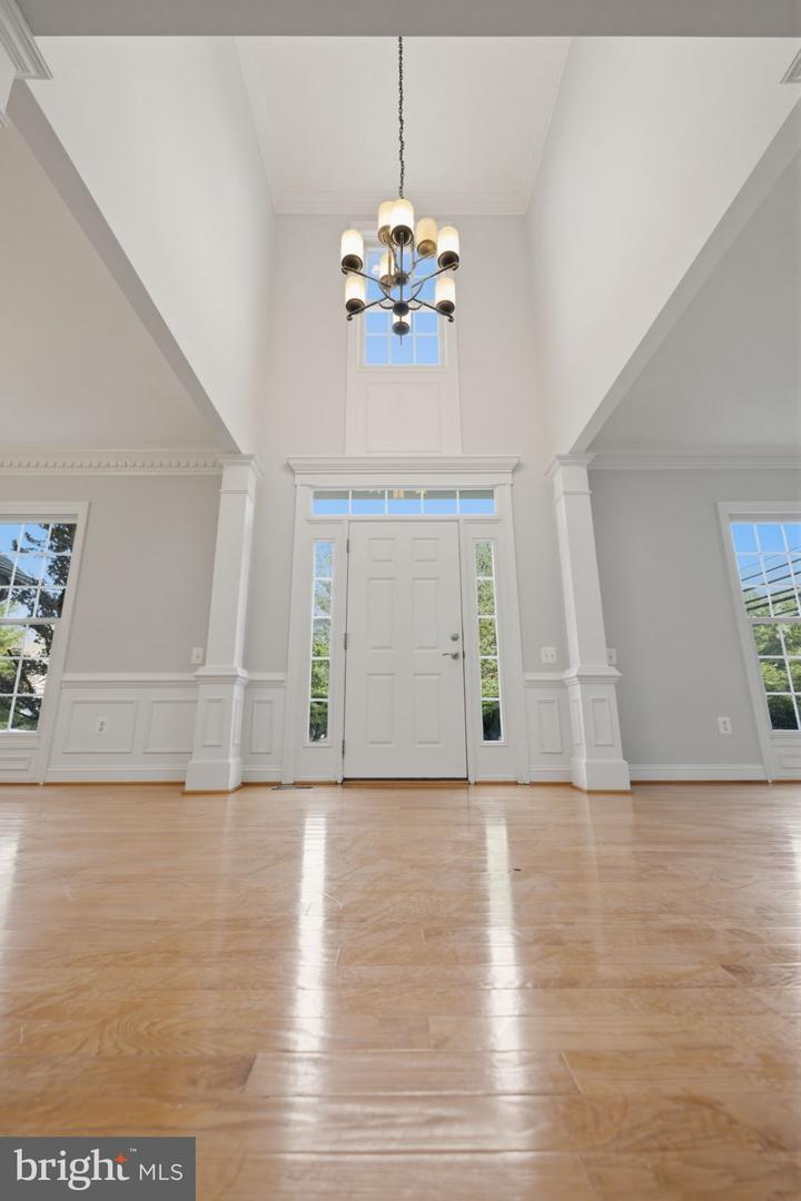 101 Jersey Ln Property Photo 3