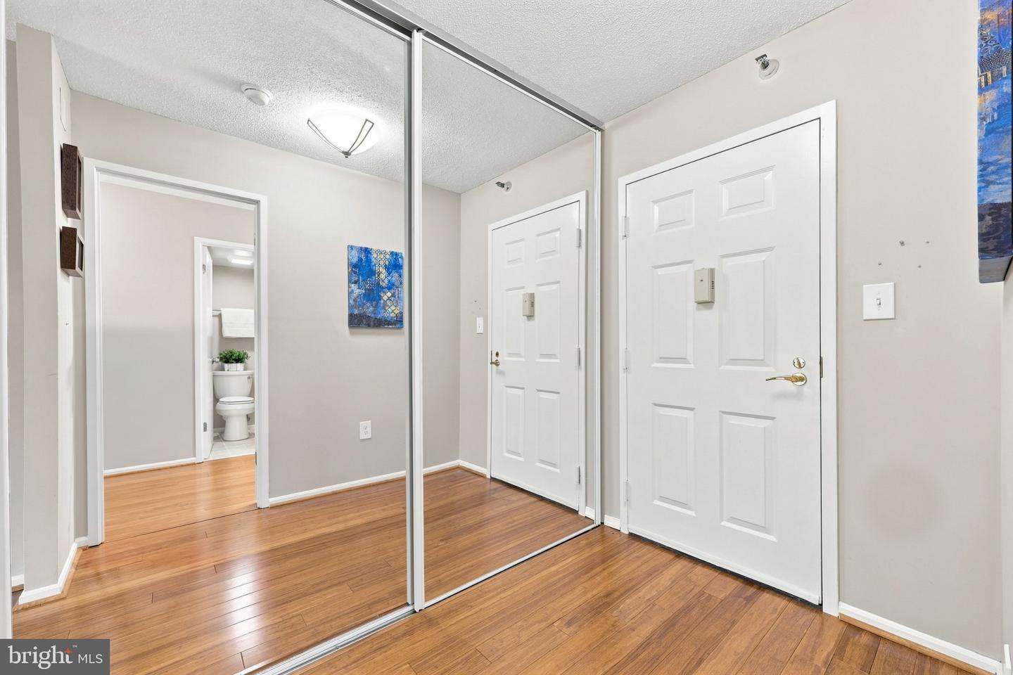 15107 Interlachen Dr #2-415 Property Photo 8