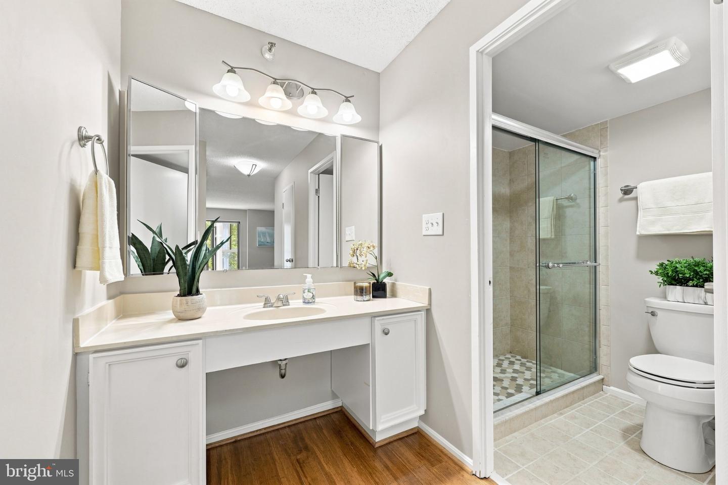 15107 Interlachen Dr #2-415 Property Photo 21