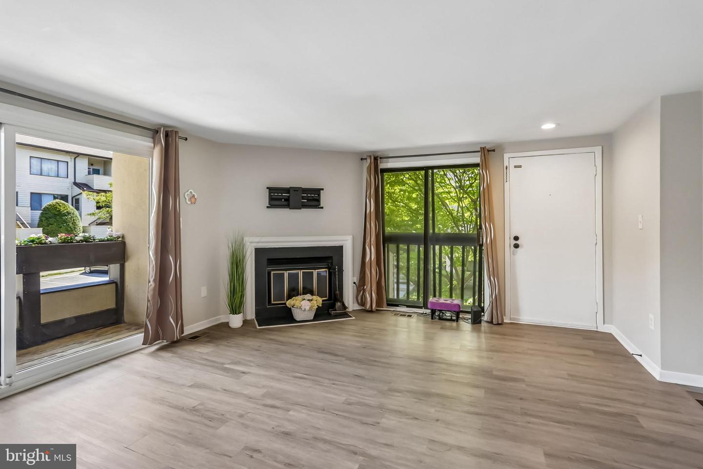 9705 Hellingly Pl #62 Property Photo 6