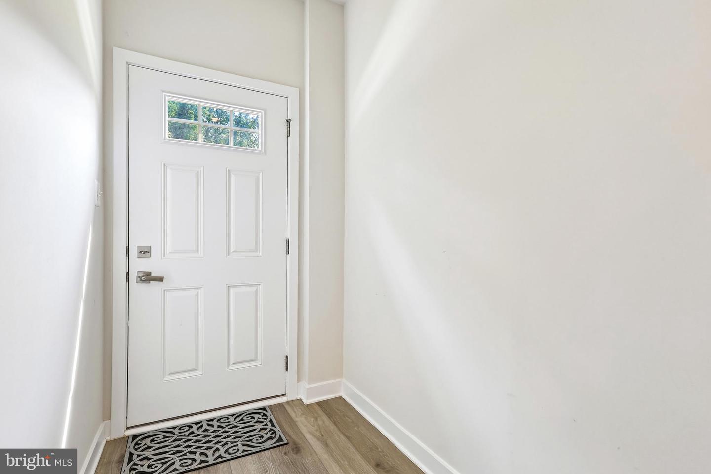 9810 Posterity Ln Property Photo 8